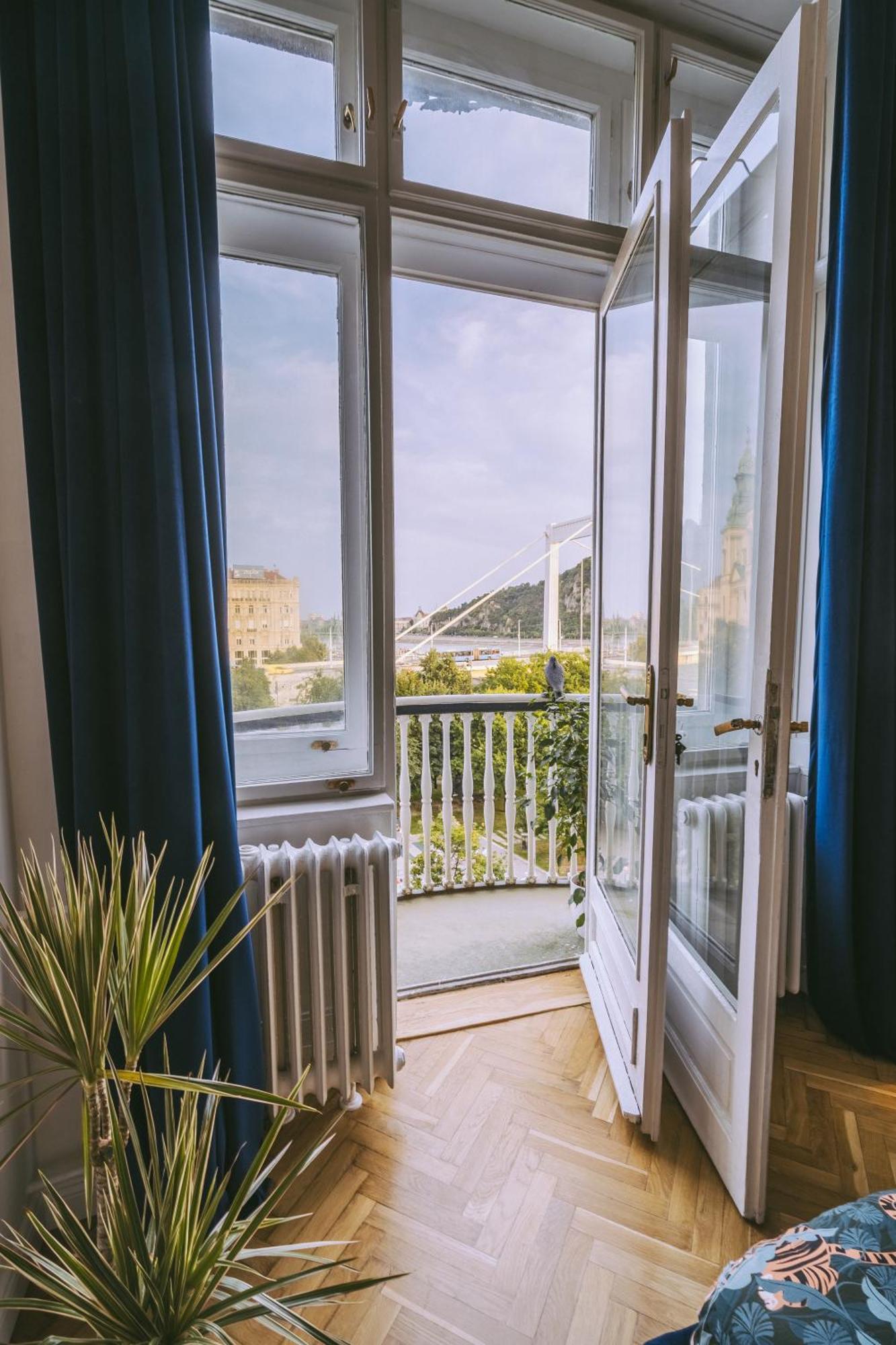 Budapest Riverfront Suite Budapeste Exterior foto